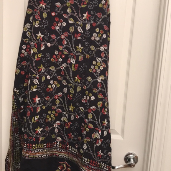 Beautiful hand embroidered Katha stitched shawl - Picture 1 of 3